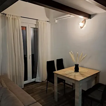 Appartamento Daka Vrnjačka Banja